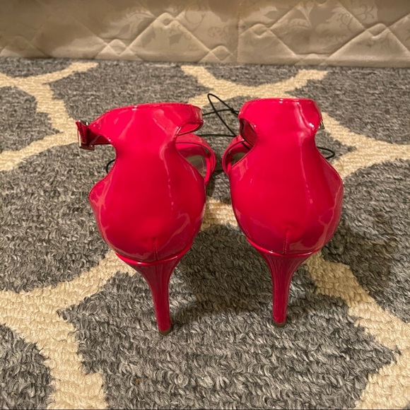 Worthington Red Ankle Strap pump heels - Picture 2 of 3